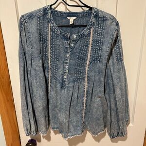 Cato balloon sleeve top.